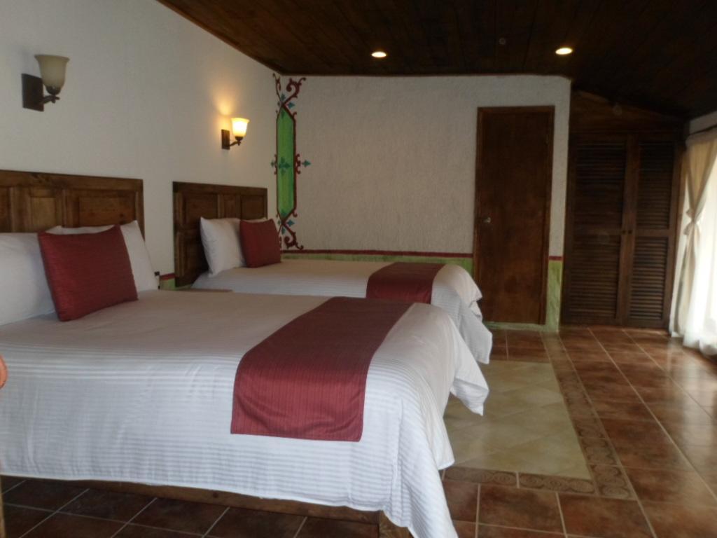 Hotel La Capilla San Cristobal de las Casas Room photo
